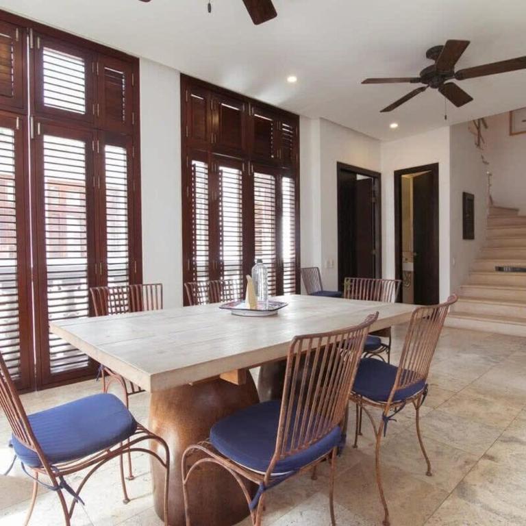 Sophisticated 3BR House with Pool and AC in Ciudad Amurallada - Apartment - 6