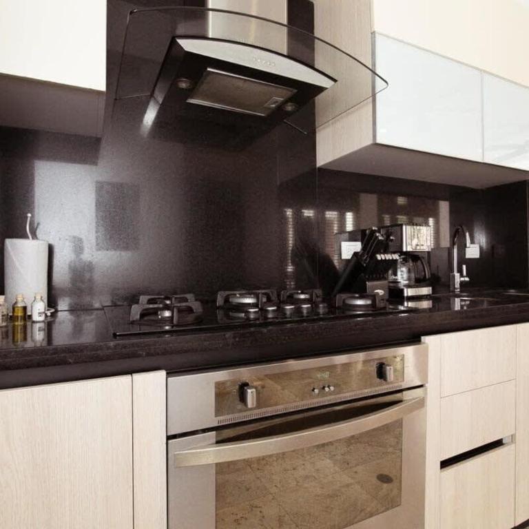 Sophisticated 3BR House with Pool and AC in Ciudad Amurallada - Apartment - 7