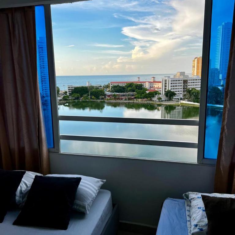 APARTAMENTO NUEVO Y ACOGEDOr - Two-Bedroom Deluxe Apartment with Balcony - 10