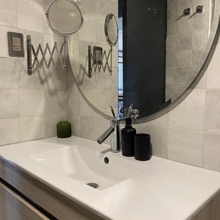 Metro manquehue, departamento 2 Dormitorios - Two-Bedroom Apartment - 16
