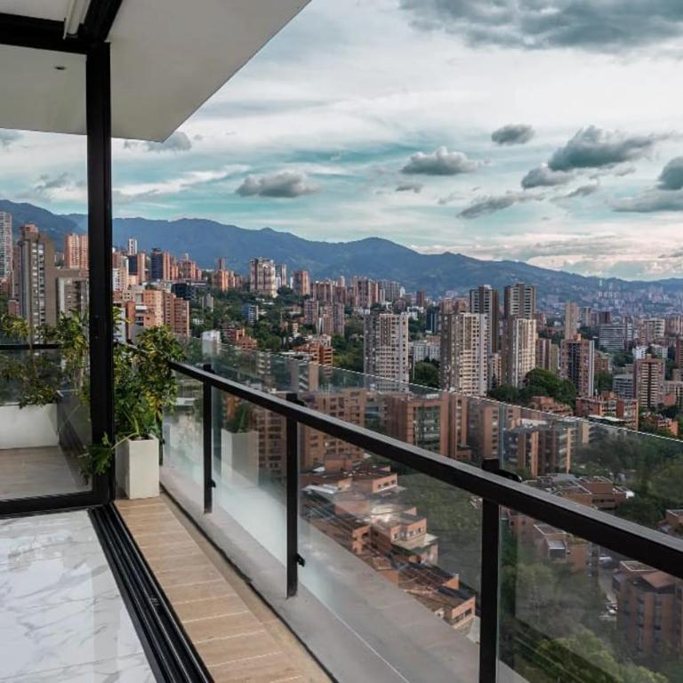 Penthouse, Energy Living, la mejor zona de Medellín, jacuzzi, una vista espectacular a toda la ciudad - Apartment - 10