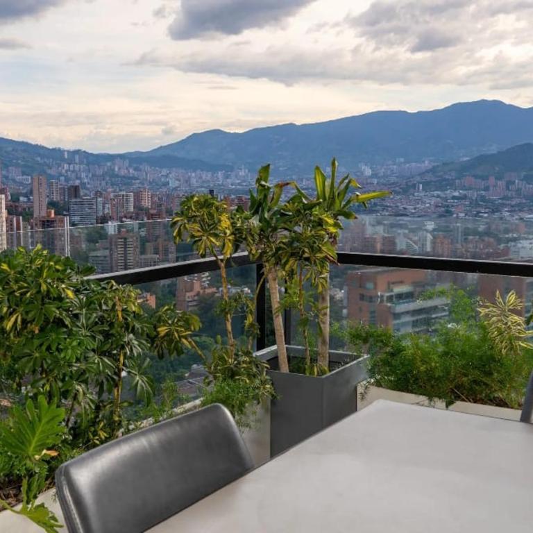 Penthouse, Energy Living, la mejor zona de Medellín, jacuzzi, una vista espectacular a toda la ciudad - Apartment - 22