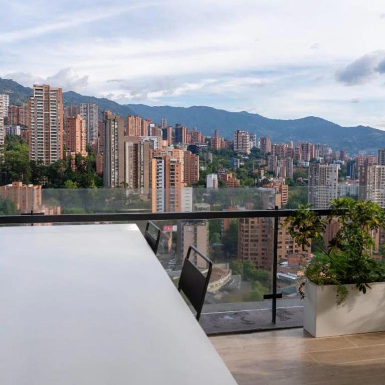 Penthouse, Energy Living, la mejor zona de Medellín, jacuzzi, una vista espectacular a toda la ciudad - Apartment - 30