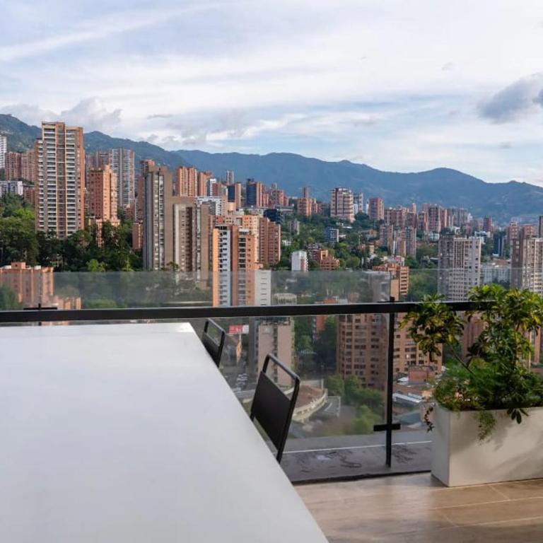 Penthouse, Energy Living, la mejor zona de Medellín, jacuzzi, una vista espectacular a toda la ciudad - Apartment - 43