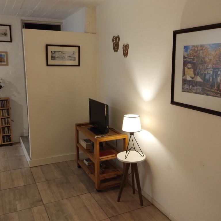 Humboldt 3 - One-Bedroom Apartment - 13