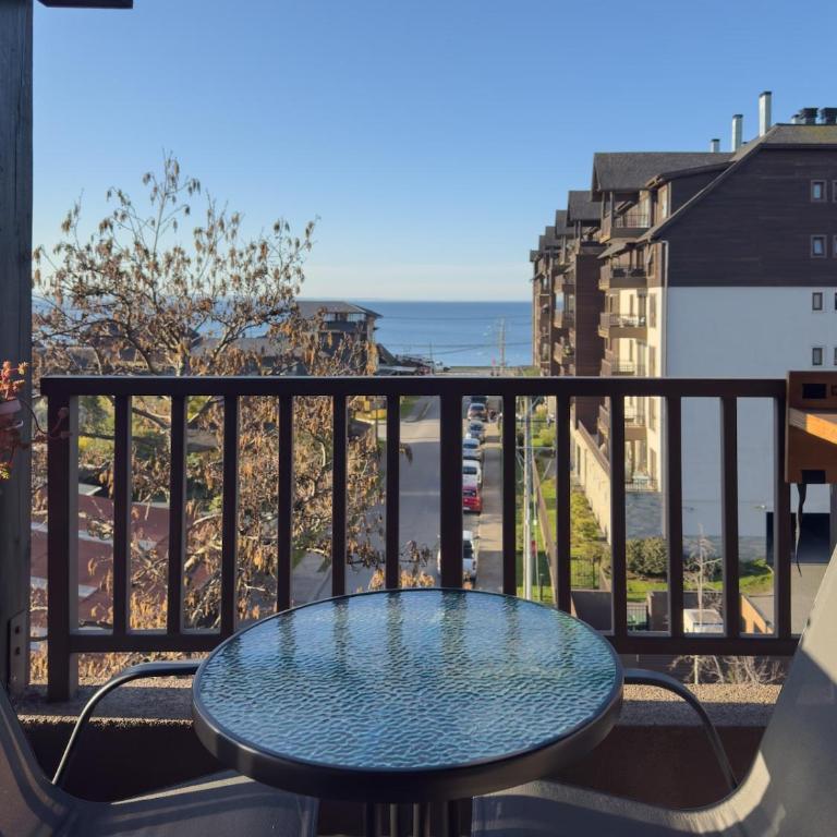 Terraza con vista al lago - Último piso - Two-Bedroom Apartment - 13