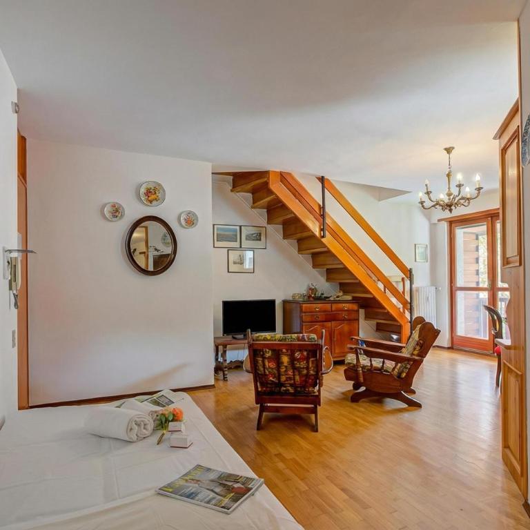 Il Rododendro in the city center - Happy Rentals - Appartement avec Balcon - 10
