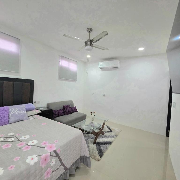 Sweethome Mérida - Three-Bedroom House - 19