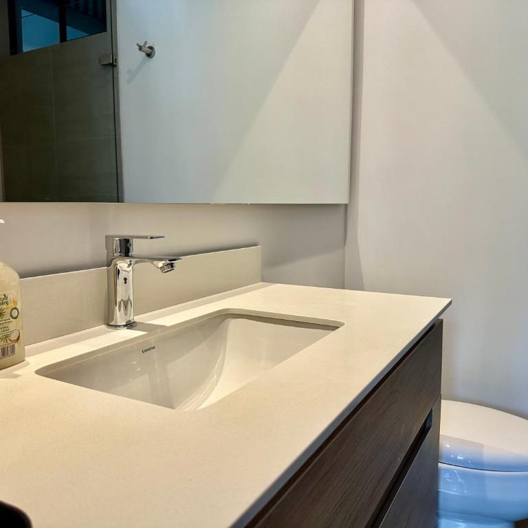 GRAND medellin - One-Bedroom Apartment - 26