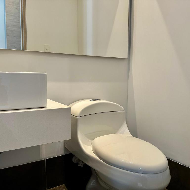 GRAND medellin - One-Bedroom Apartment - 7