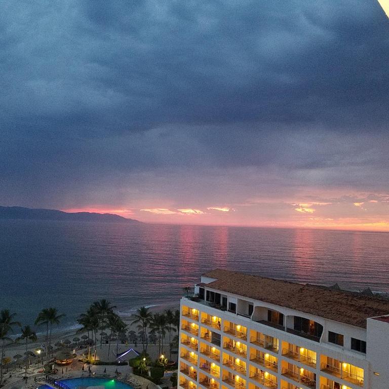 Vistas impresionates al Mar desde el Piso 14 - One-Bedroom Apartment - 2