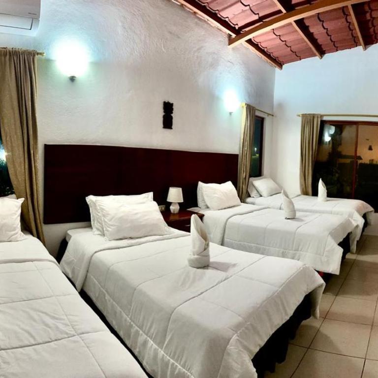 Piedras Blancas Lodge - Two-Bedroom Cottage - 2