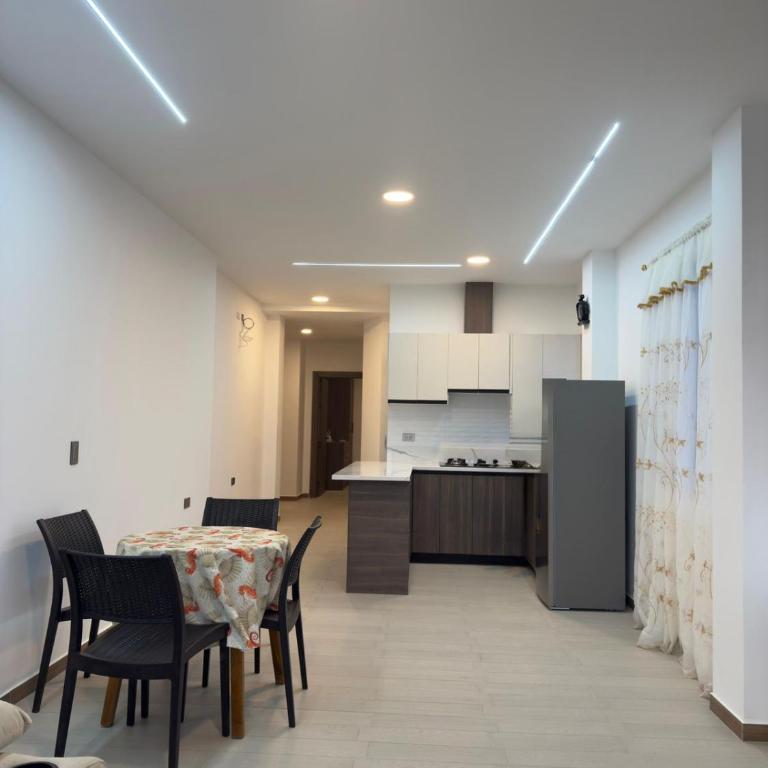 Beach House miramar 4 - Two-Bedroom Apartment - 7