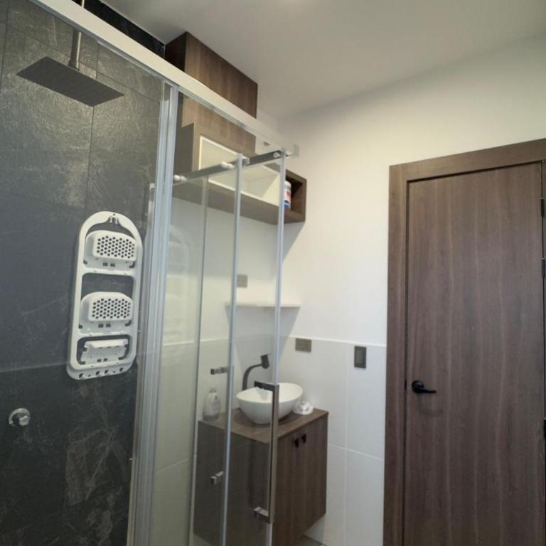 Beach House miramar 4 - Two-Bedroom Apartment - 12