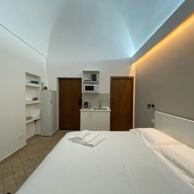 Catania downtown room - One-Bedroom House - 10