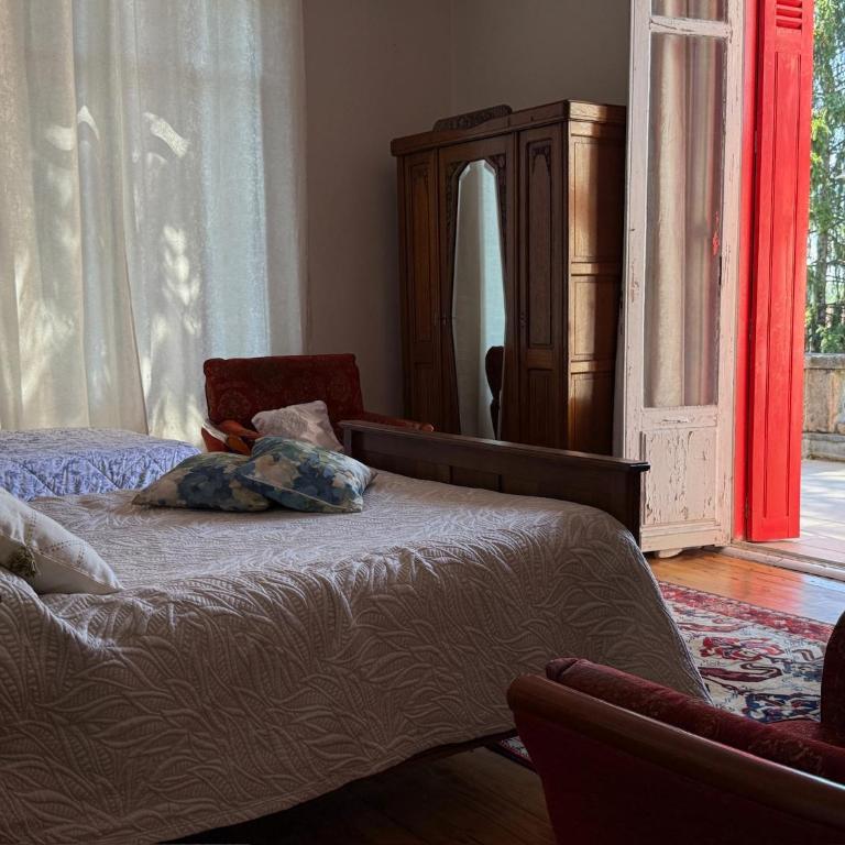 Lingaillat - Chambre Familiale avec Terrasse - 13