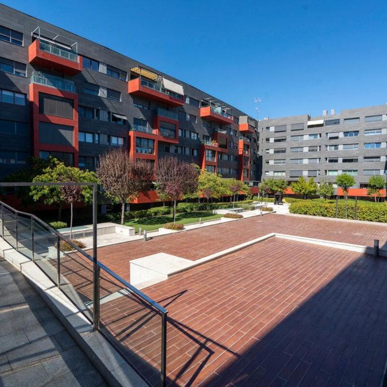 IFEMA Terrace Apt Pool · Gym · Parking - Apartamento de 3 dormitorios - 37