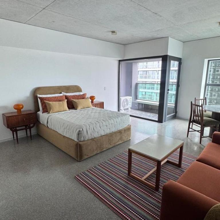 Mid Century Apartment - One-Bedroom Apartment - 3