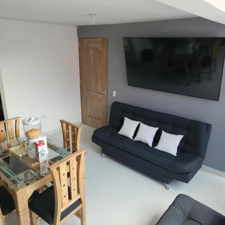 Apartamento el descanso - Three-Bedroom Apartment - 14