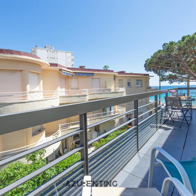 Azurenting - T2 Front de Mer - Clim - Parking - Appartement 1 Chambre avec Balcon et Vue sur Mer - 9