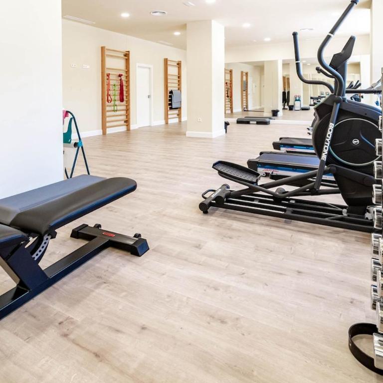 Room City Estepona Infinity 3BR & parking 2P - Apartamento - 38