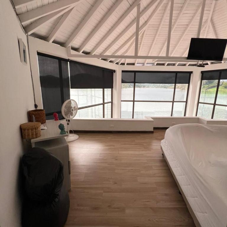 Afrodita Chalet - Tienda - 10