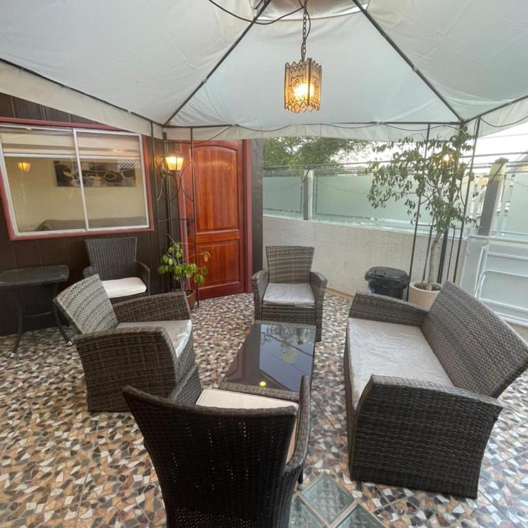 Apartamentos Brisa Torrealba, cercano a reloj de flores, Recreo - One-Bedroom Apartment with Terrace - 5