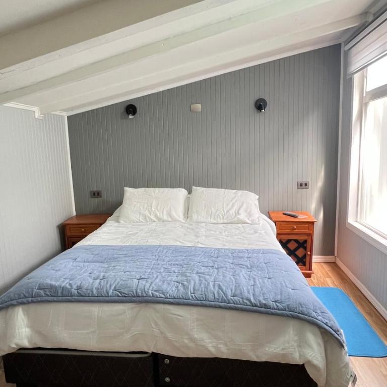 Hospedaje Avenida - Double Room with Private Bathroom - 8