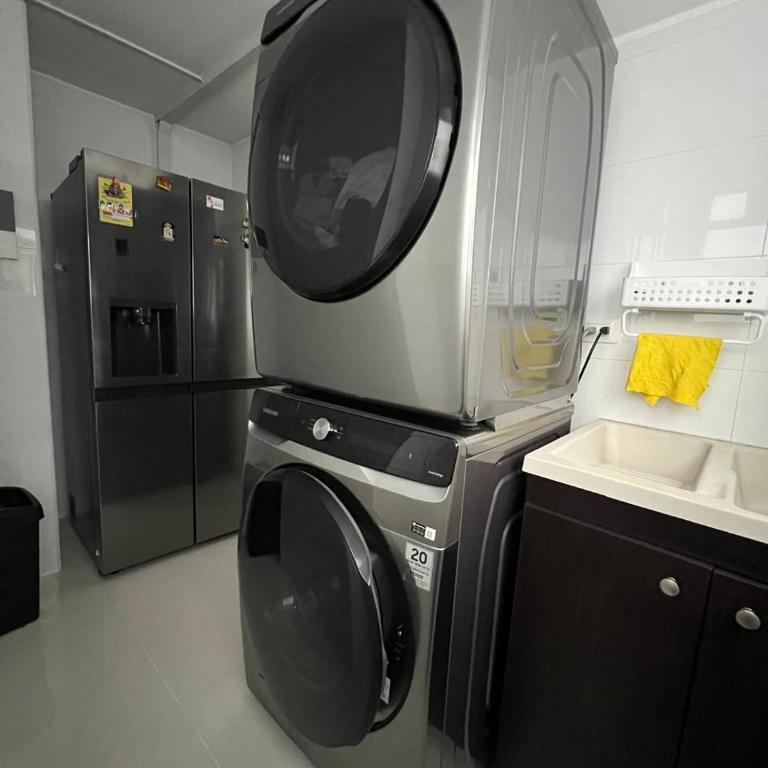 Apartamento lujoso y acogedor frente al centro comercial cacique BGA - Deluxe Apartment - 13