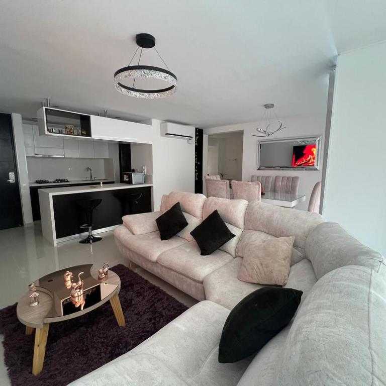 Apartamento lujoso y acogedor frente al centro comercial cacique BGA - Deluxe Apartment - 3