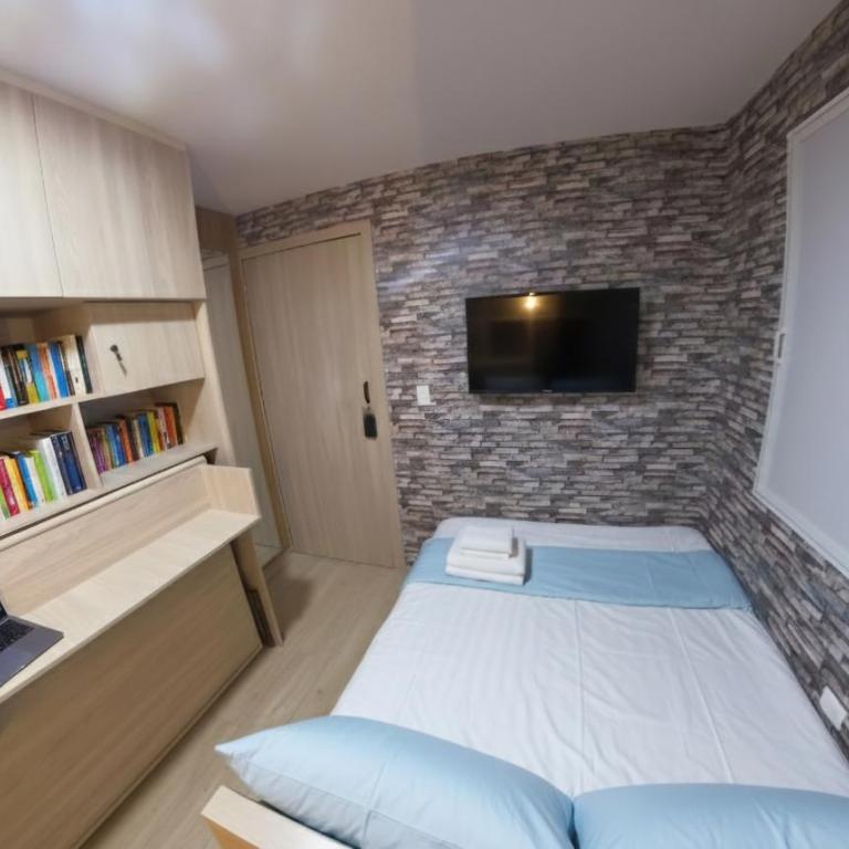 El Camino De Diego - Single Room with Private External Bathroom - 22