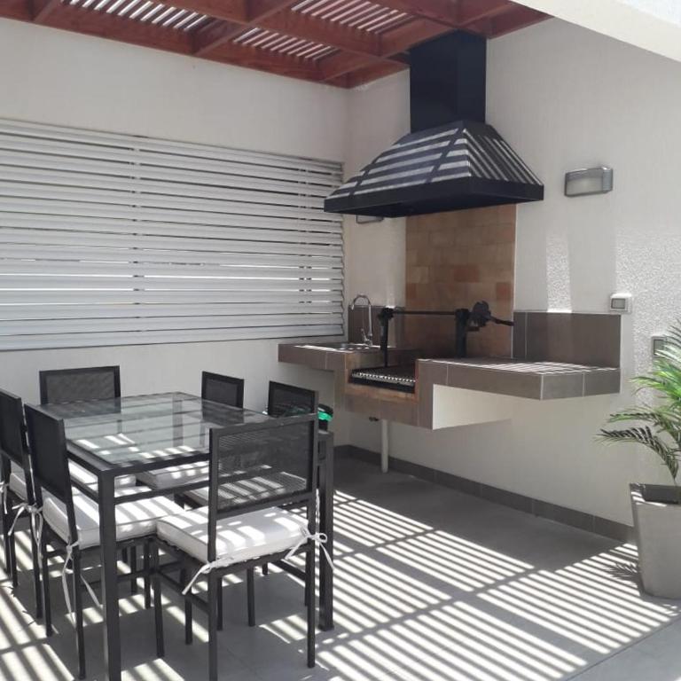 DEPARTAMENTO DIARIO CERCA de PLAYA CAVANCHA - One-Bedroom Apartment with Terrace - 12
