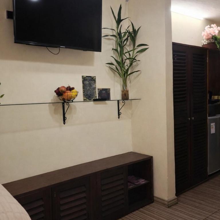 Feliz Puerta Entire House with Rooftop Terrace - Vacation Home - 13
