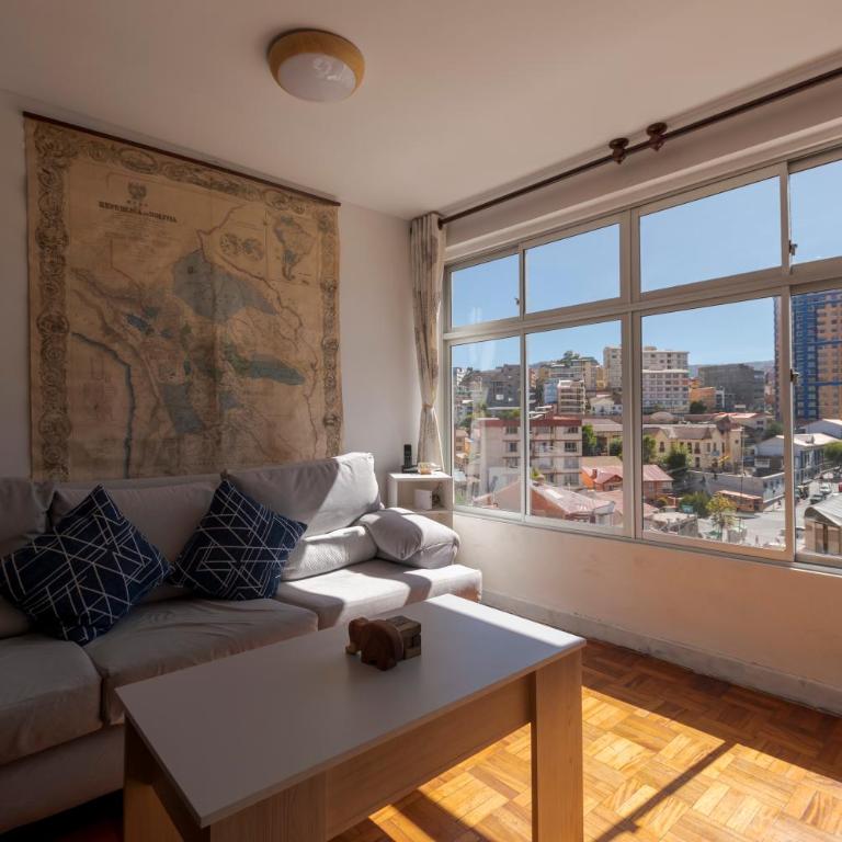 Miraflores Skyline Retreat - Three-Bedroom Apartment with View - 20