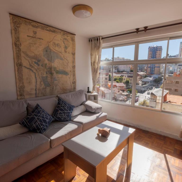 Miraflores Skyline Retreat - Three-Bedroom Apartment with View - 49