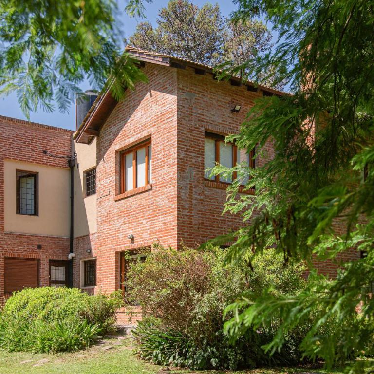 Amplia Casa Boutique en un Bosque cerca del Mar - Four-Bedroom House - 3
