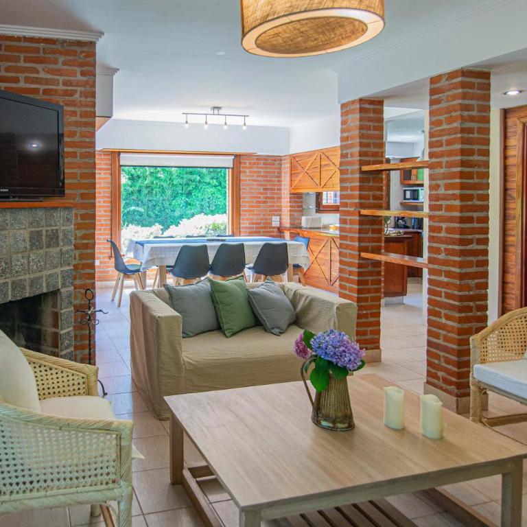 Amplia Casa Boutique en un Bosque cerca del Mar - Four-Bedroom House - 23