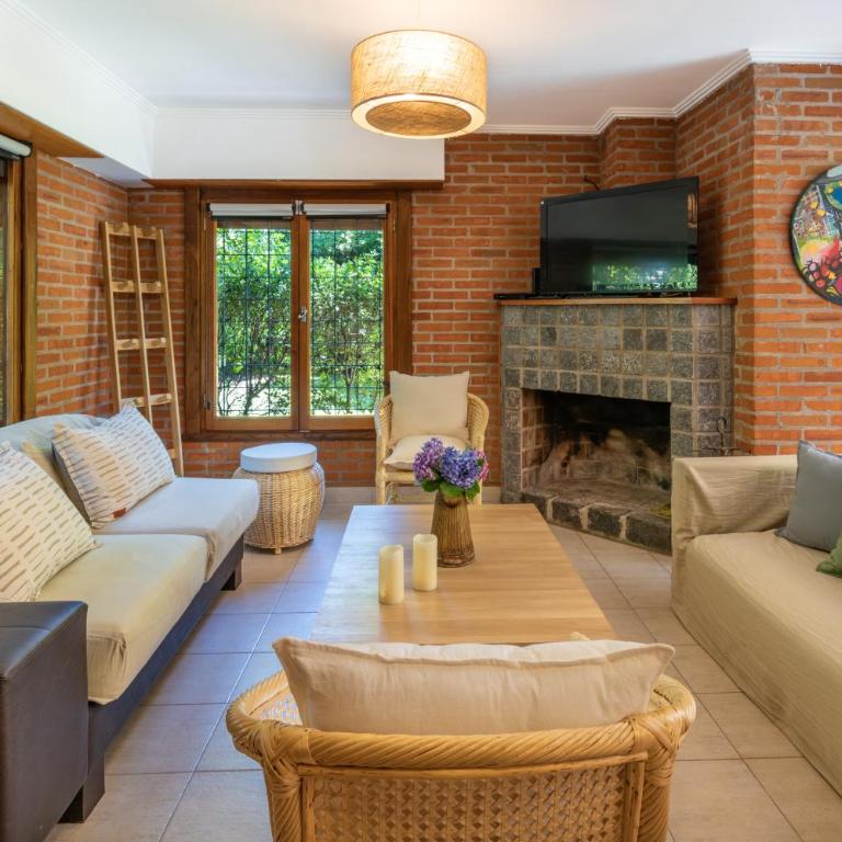 Amplia Casa Boutique en un Bosque cerca del Mar - Four-Bedroom House - 22