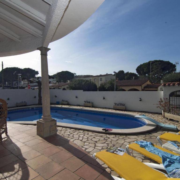 Villa Divina con gran piscina privada en L'Escala - HISP-7-92 - Villa - 10