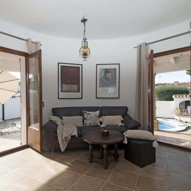 Villa Divina con gran piscina privada en L'Escala - HISP-7-92 - Villa - 24