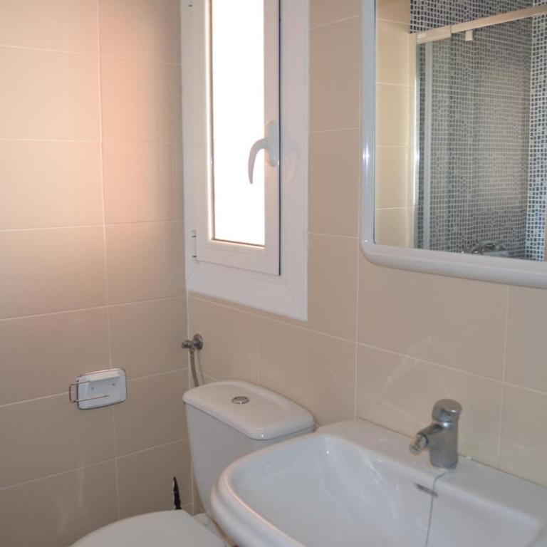 Apartamento en primera línea de playa en Denia con Wi-Fi, jardín y piscina - ES-373-34 - Apartamento - 3