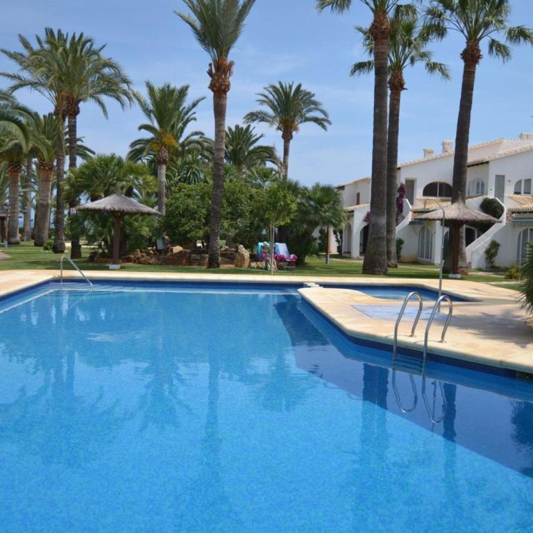 Apartamento en primera línea de playa en Denia con Wi-Fi, jardín y piscina - ES-373-34 - Apartamento - 4