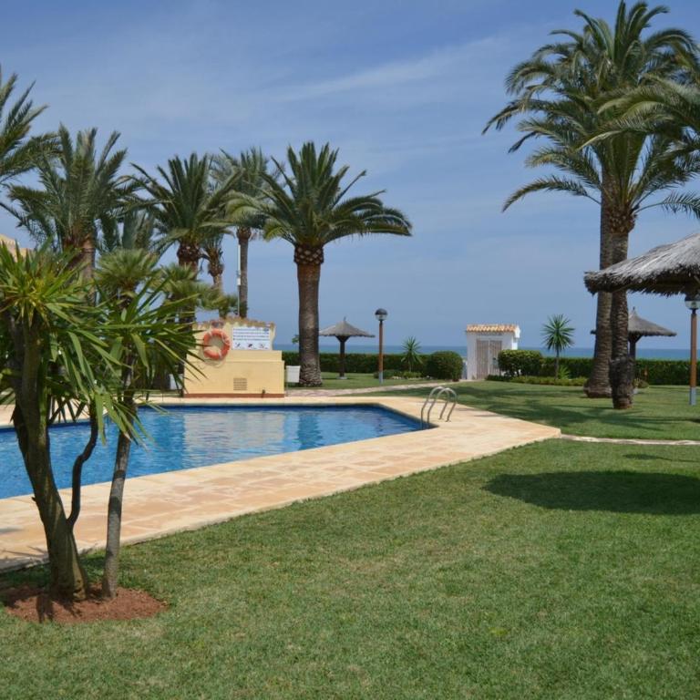 Apartamento en primera línea de playa en Denia con Wi-Fi, jardín y piscina - ES-373-34 - Apartamento - 9