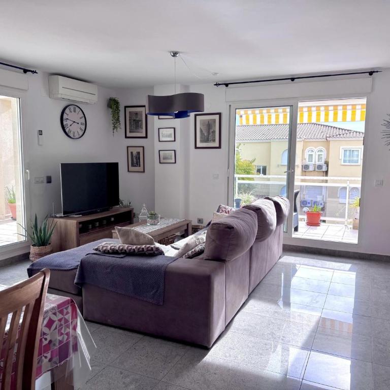 Apartamento acogedor cerca de la playa y el centro con aire acondicionado y parking - ES-373-59 - Apartamento - 6
