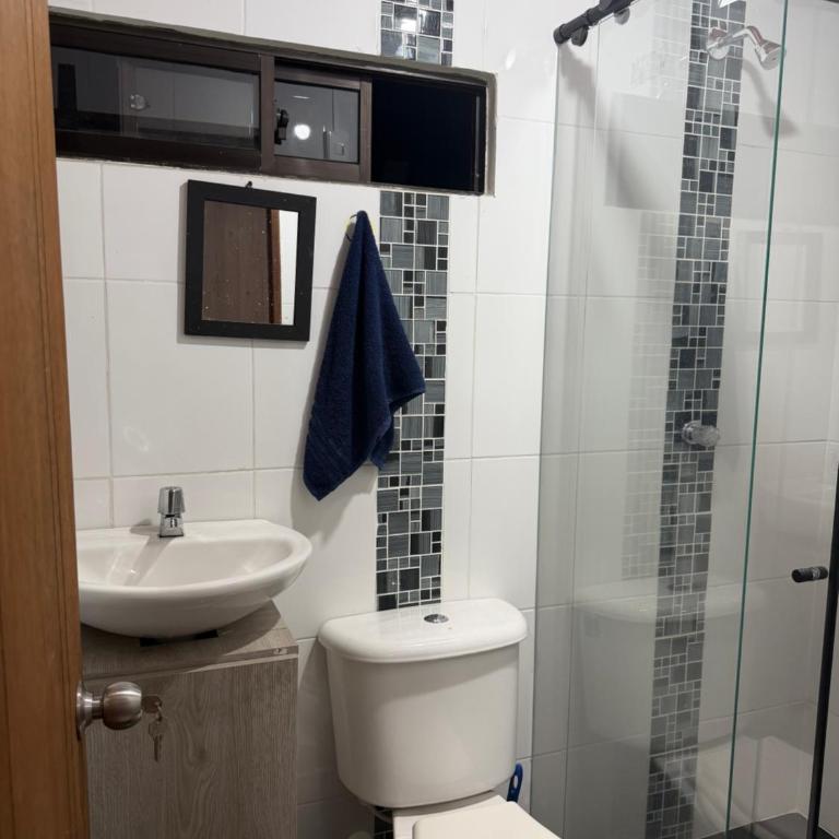 Apartamento Comuna 13 - Two-Bedroom Apartment - 8