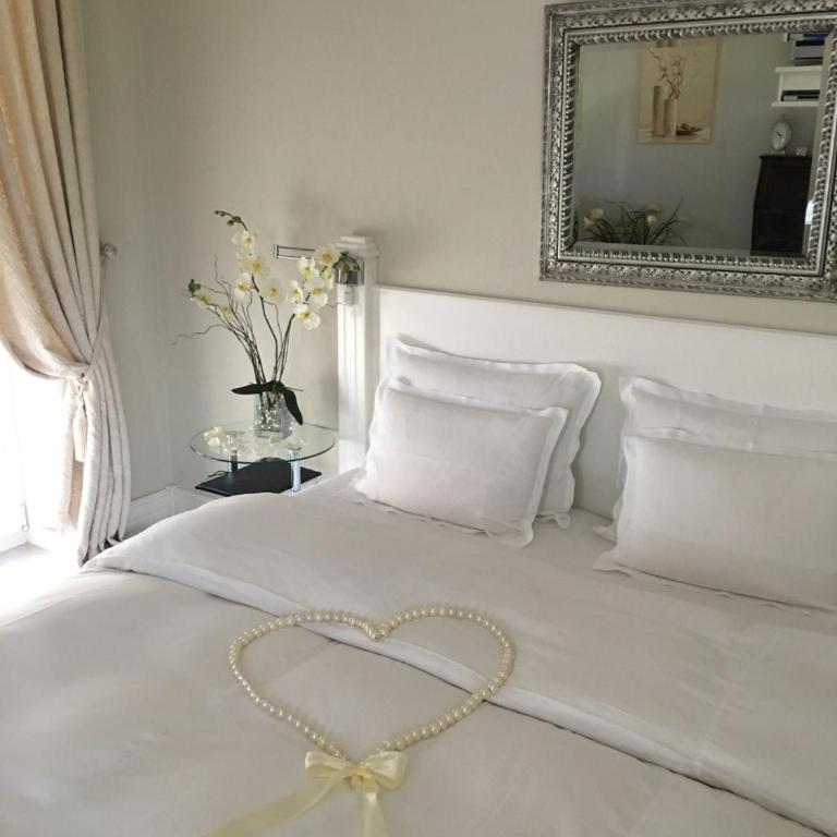 Luxury Rooms Minjon - Deluks Soba s Bračnim Krevetom i Pomoćnim Ležajem - 3