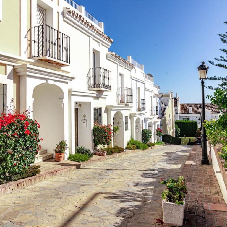 AP103- Aloha Pueblo Marbella by Roomservices - Apartamento - 37