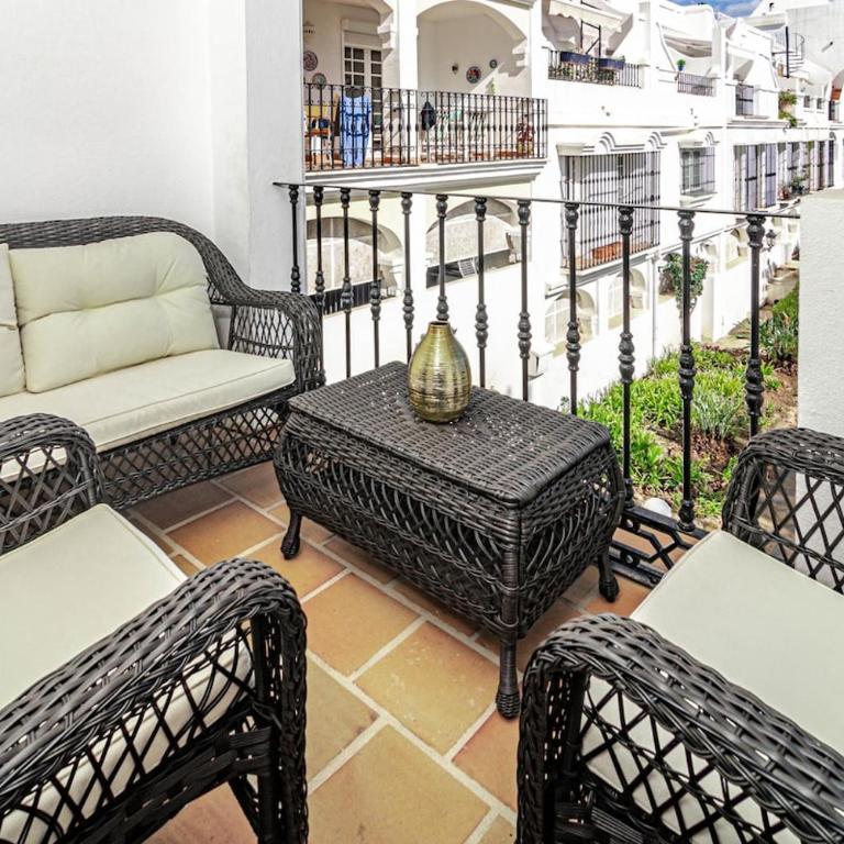 AP103- Aloha Pueblo Marbella by Roomservices - Apartamento - 49
