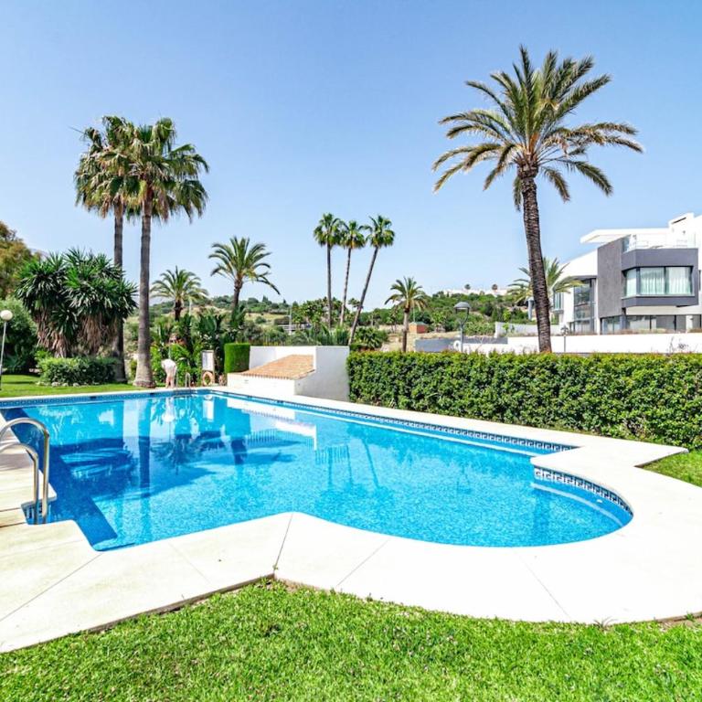 PG9 - Andalucian 3-story townhouse near Estepona - Apartamento - 38