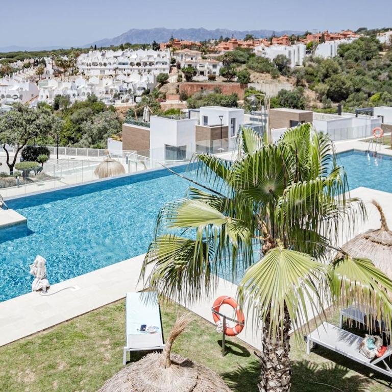 CAH - Large terrace indoor pool and gym - Apartamento - 2